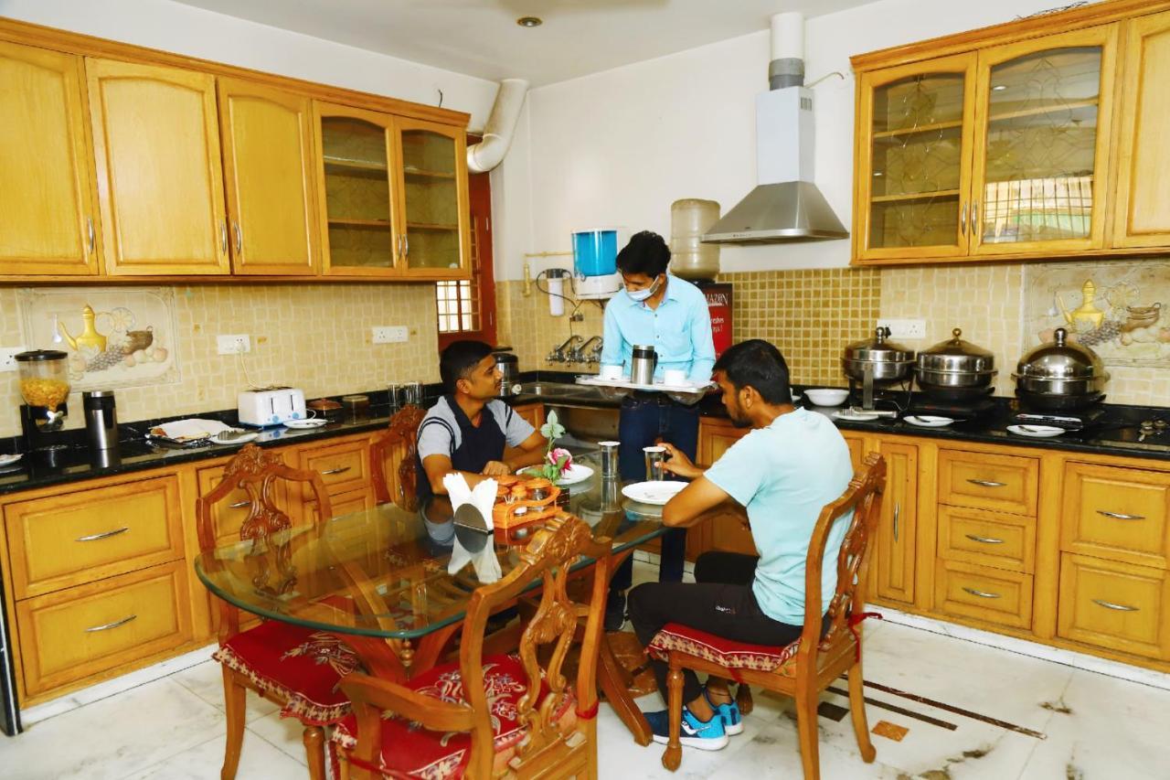 Angel Nri B&B Greater Noida Exterior photo