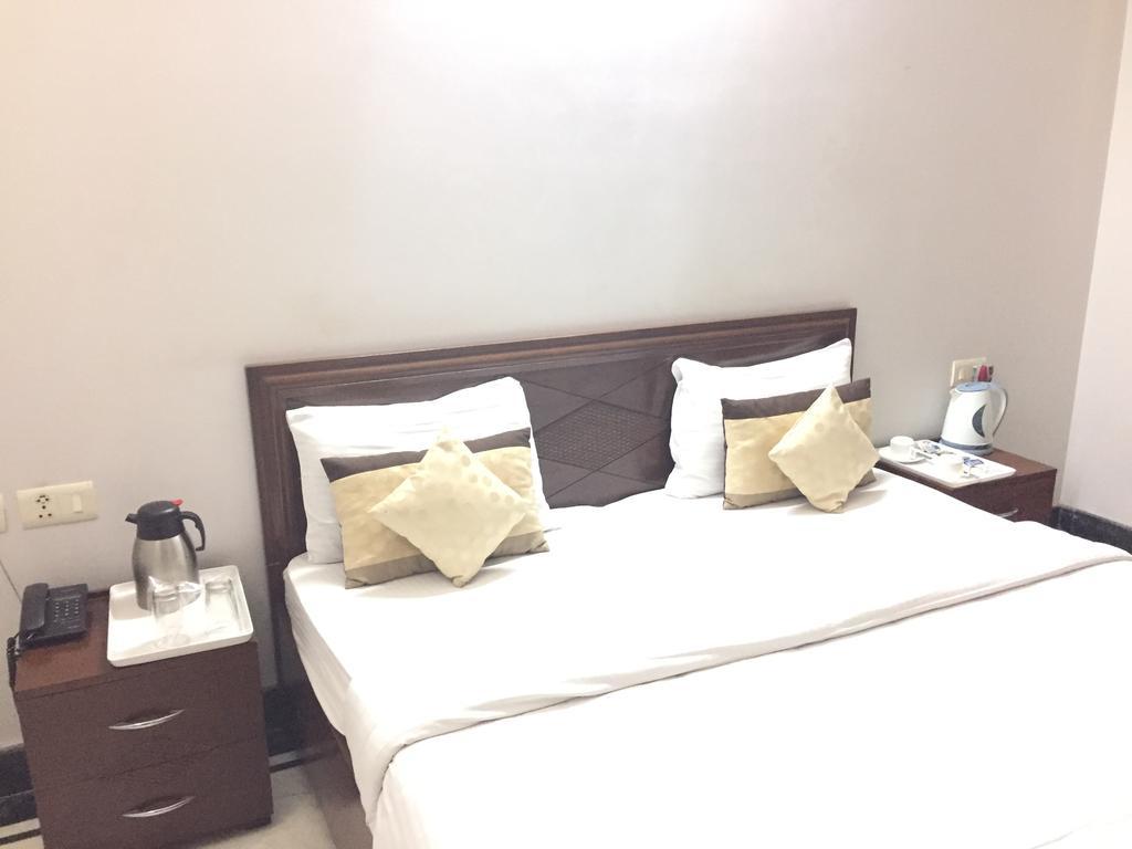 Angel Nri B&B Greater Noida Exterior photo